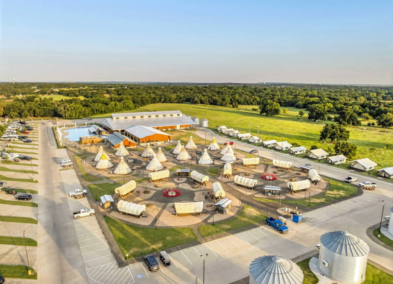 Wagons at North Texas Jellyston Park™