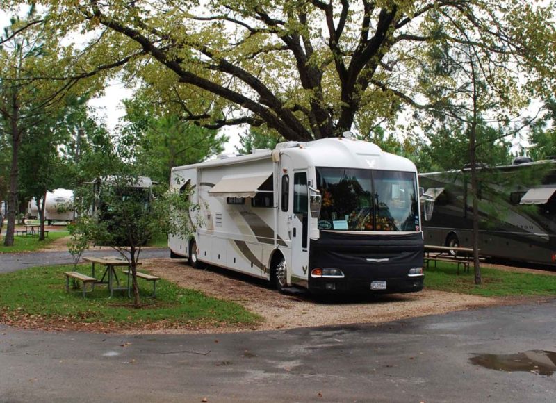 lodging-rv-sites-image-1